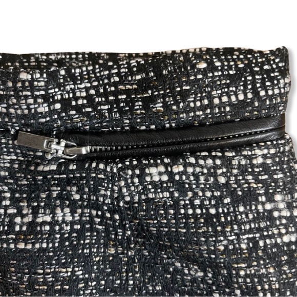H&M || Boucle Mini Skirt | Black & White || size 10 - Picture 3 of 13